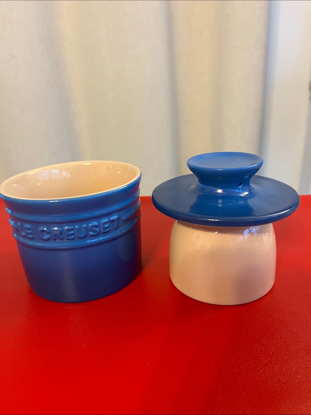 Le Creuset Blue and Cream Stoneware Ramekin Set